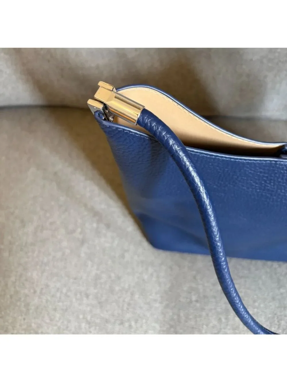 Miztique 2-in-1 Scoop Neck Tote and Removable Zip Pouch Set NWOT